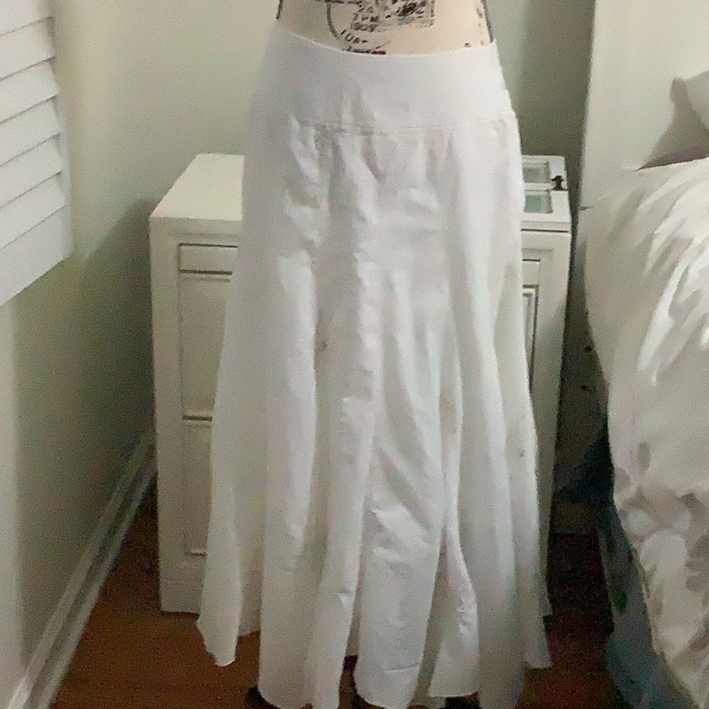 Tribal White flowy boho skirt